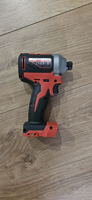 Zakrętarka Milwaukee m18 cblid