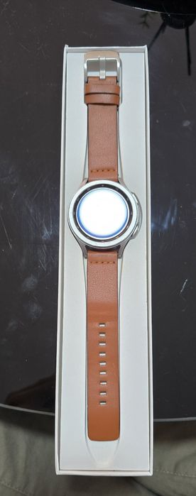 Samsung Galaxy Watch 4 Classic 46mm Bluetooth – Silver (Como Novo)