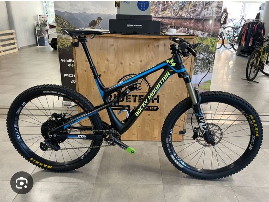 Rocky Mountain altitude 770 msl rower MTB carbon