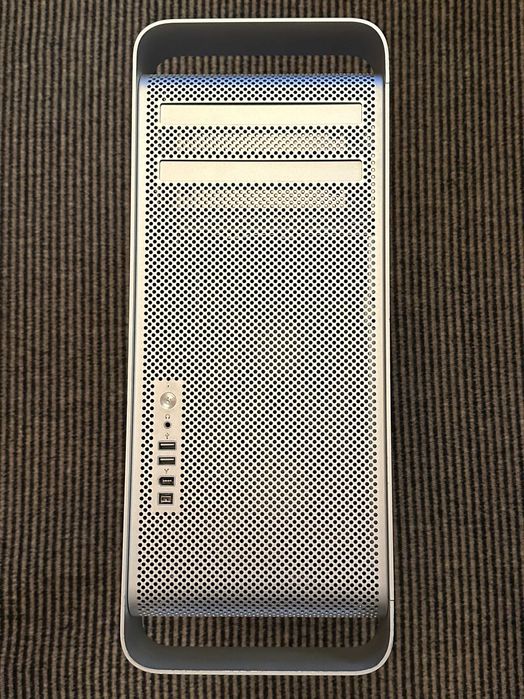 Computador Apple: Torre Mac Pro + Monitor Cinema HD Display64585967350658121