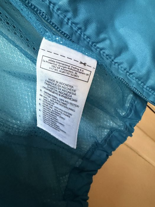 Ветровка мужская размер S Adidas