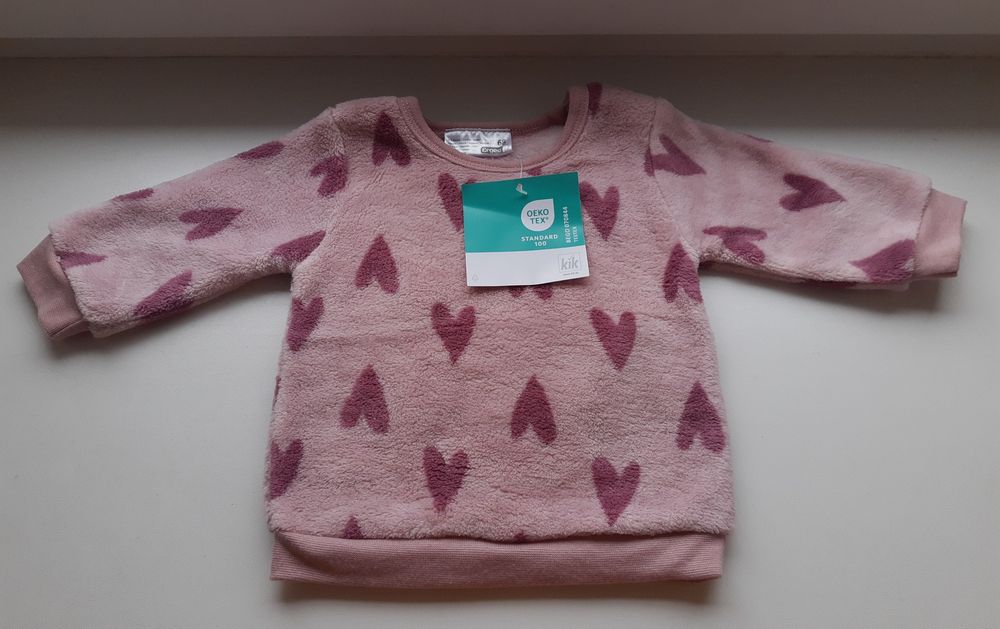 Ciepła puszysta bluza/sweter w serca rozmiar 68 Ergee - KiK