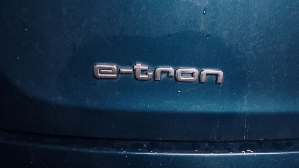 Емблеми ауді audi e-tron