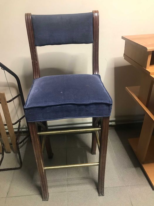 Продам стол -стойка высокий