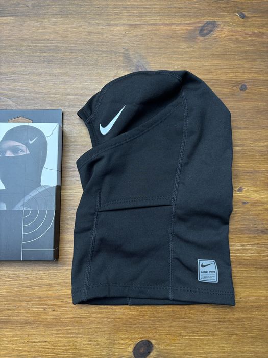 Czarna kominiarka sportowa Nike Pro, uniwersalna, nowa