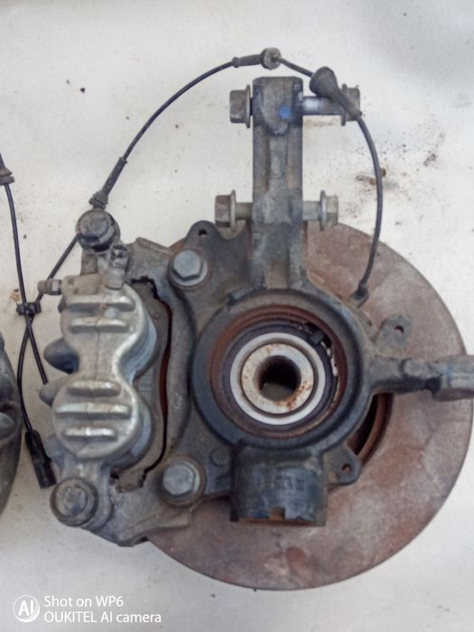 Продам поворотний кулак в зборі до РЕНО МАСТЕР 3