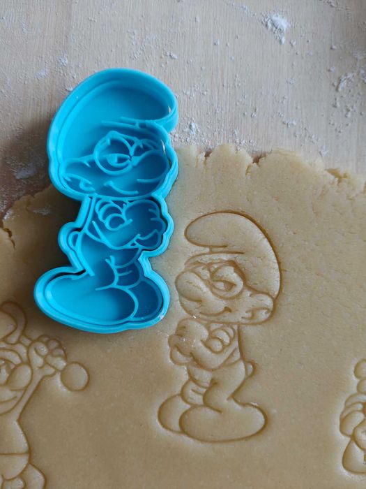 SMERFY Foremki wykrawacze do ciastek pierników modeliny