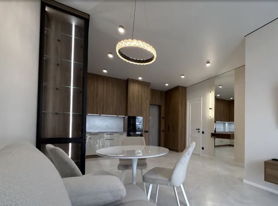 Сучасна 1К квартира в Green Hills з ремонтом та великим балконом
