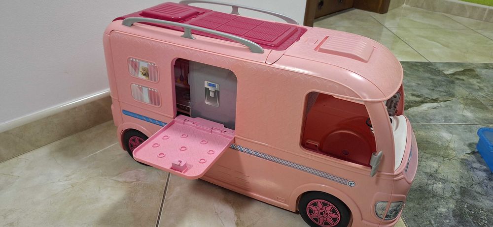 kamper dla lalek Barbie