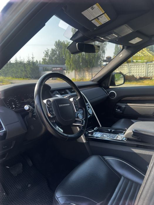 Land Rover Discovery 2018