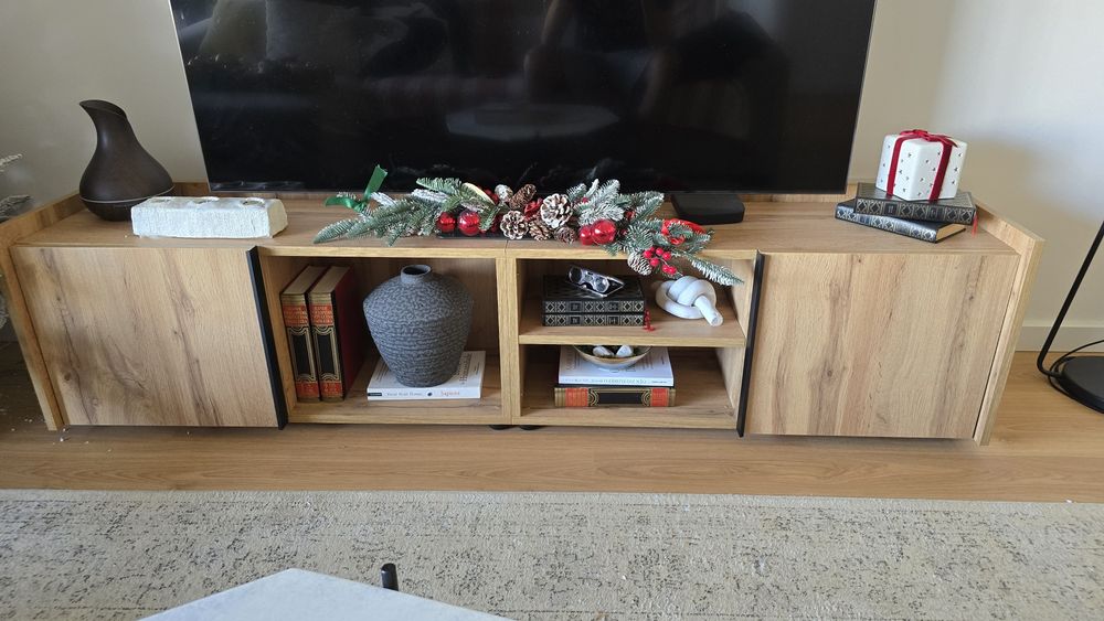 Movel tv madeira novo