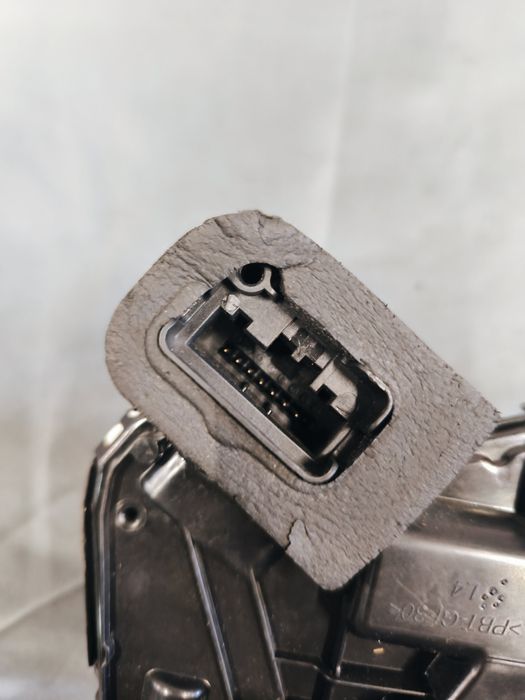 Fecho da Porta Trás Esq - 5NA839015C