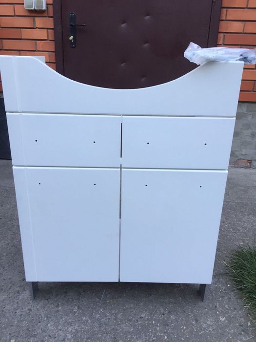 Продам тумби під умивальник 65-1800 грн