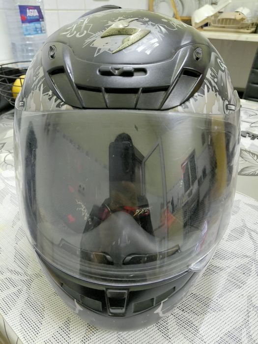 Scorpio Capacete