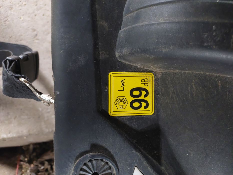 Пилосос-повітродувка садова електрична MacAllister 3000 W (турбо дуйка