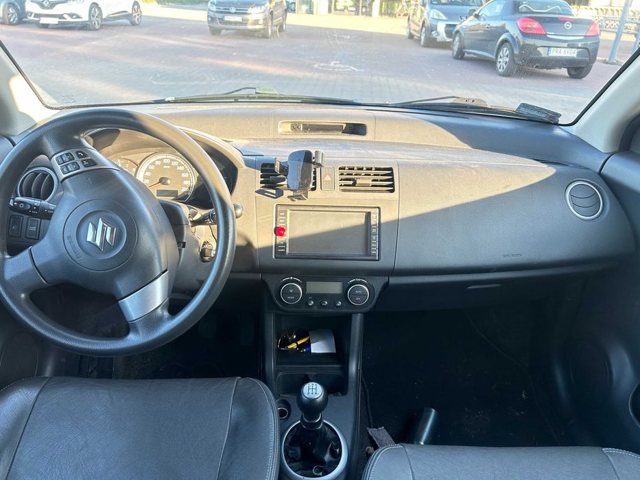 Suzuki Swift * 1.3 L * 92 km * 2007r.