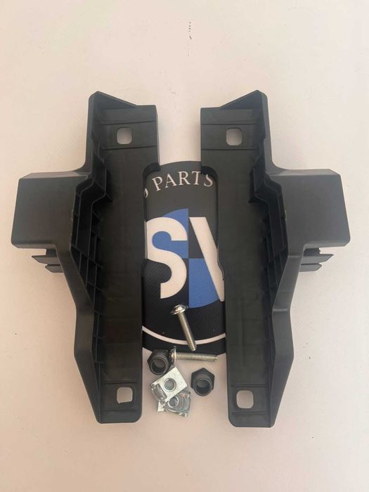 BMW X3 G01 G02 51137497227 c67330-10 кріплення верхніх жалюзей T3644