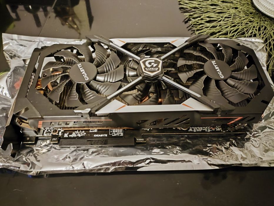 Gigabyte GeForce GTX 108064354171241346123