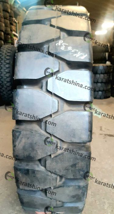 Шини суцільні 8.25-15 (240-381) Китай.