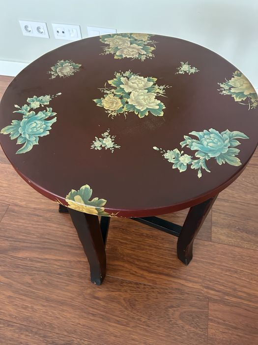 Mesa de apoio oriental