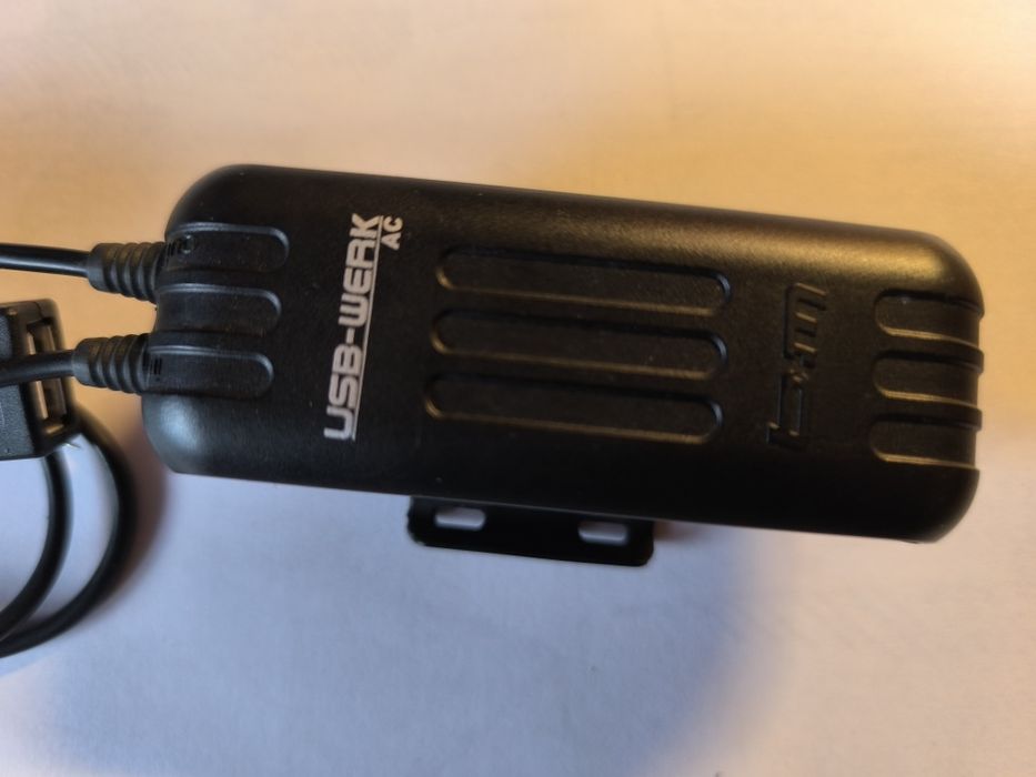 Ładowarka rowerowa USB BUSCH & MULLER Werk