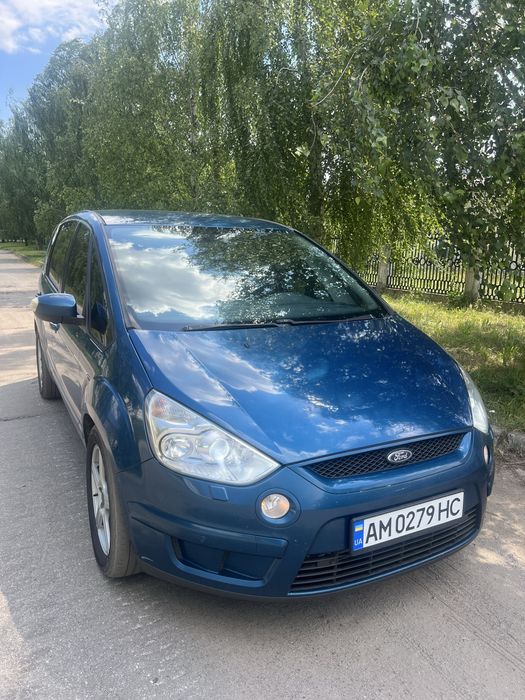 Продам форд Smax