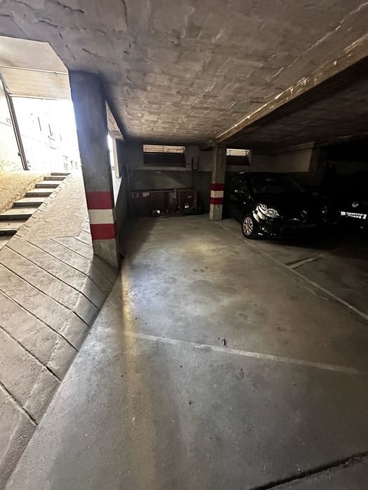 Vendo lugar de garagem