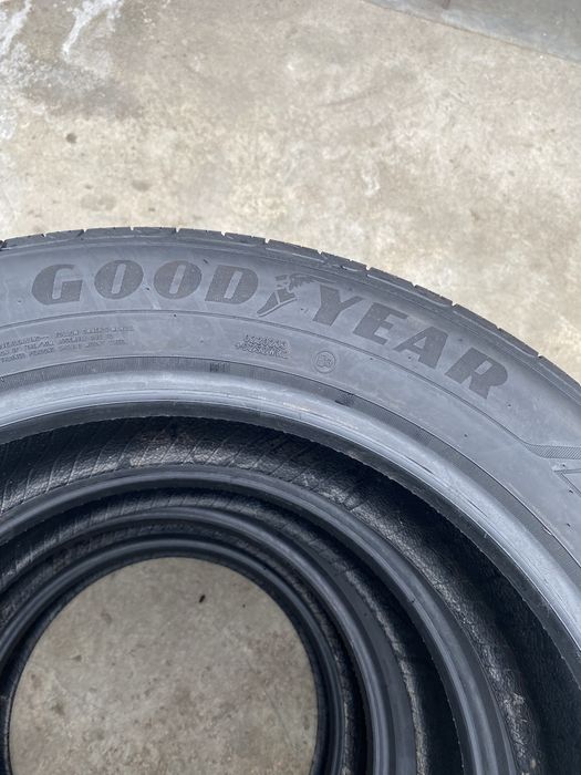 Шини 195 60R18 96H Good Year EfficientGrip