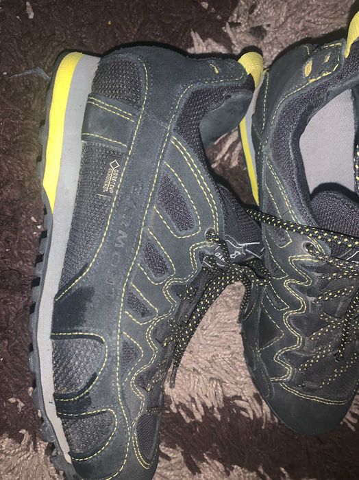 Трекинговые кроссовки ботинки кожаные