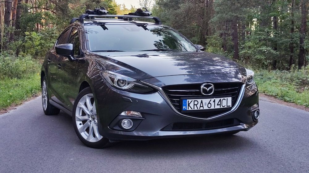 Belki dachawe Yakima FlushBar do Mazdy 3 BM hatchback