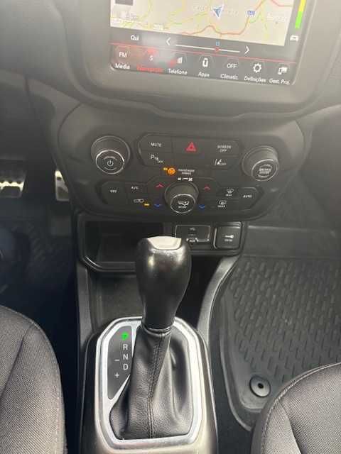 vendo Jeep renegade