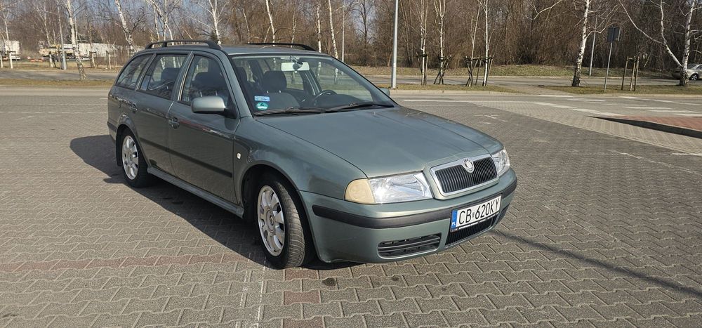 Skoda Octavia Skoda Octavia 1.8T 150KM | LPG | Klimatronic | Bogate wyposażenie