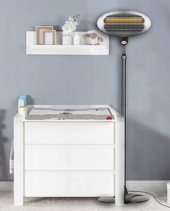 Promiennik Grzejnik dla niemowląt Reer 650 w czarny