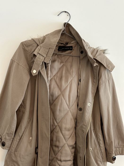 Casaco Zara com gorro