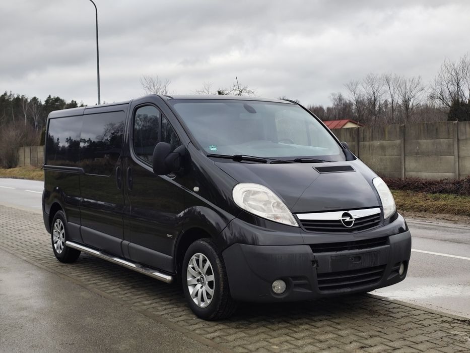 Opel Vivaro 2.0 115KM**Brygadówka**Bogata wersja**Piękny**