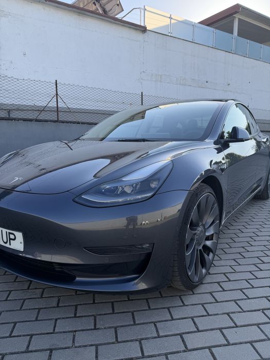 Tesla Model 3 Performance 2021