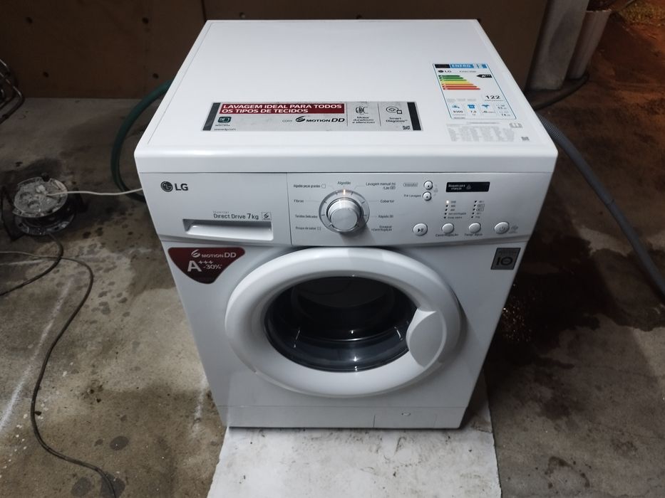 Máquina de lavar roupa LG