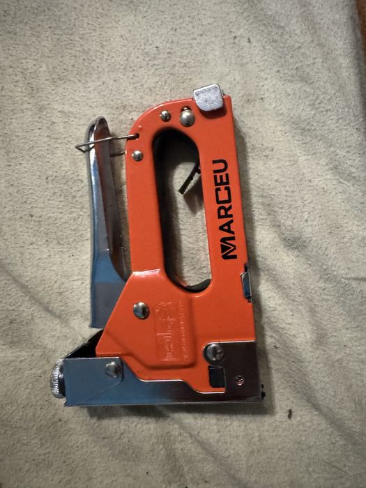 agrafador manual