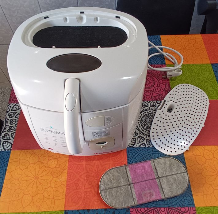 Fritadeira Elétrica Moulinex Supremia
Modelo AS 5