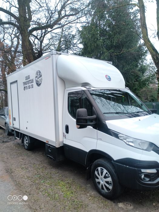 Przeprowadzki transport