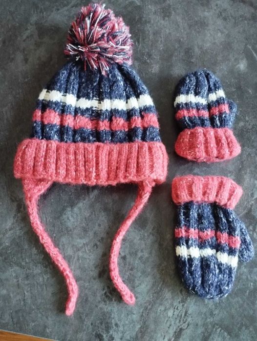 Conj. gorro + luvas T1/3 da Zara impecável