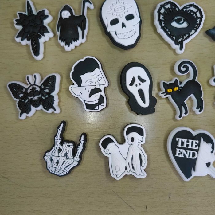 22 Adereços Sapatilhas e outros