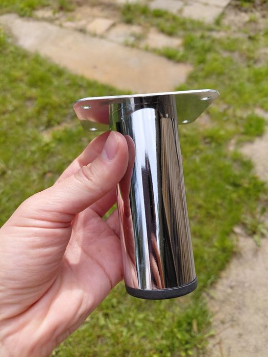 Noga nóżka meblowa Prosta srebrna, 10 cm, 61  sztukę