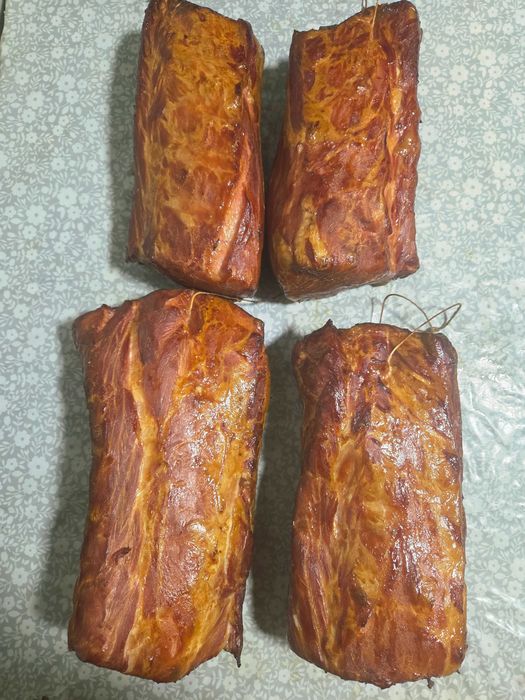 Корейка копчена на фруктових дровах