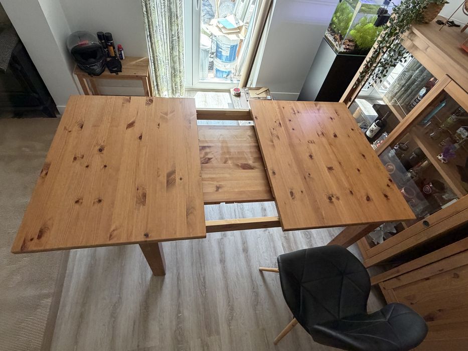 Mesa de madeira extensivel