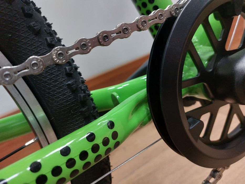 ULTRA LEKKI rowerek dziecięcy YUPII koła 20" , 7,7 kg ZIELONY