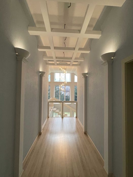 Будинок з ремонтом  на ділянці 18 соток в центральній частині Бучі