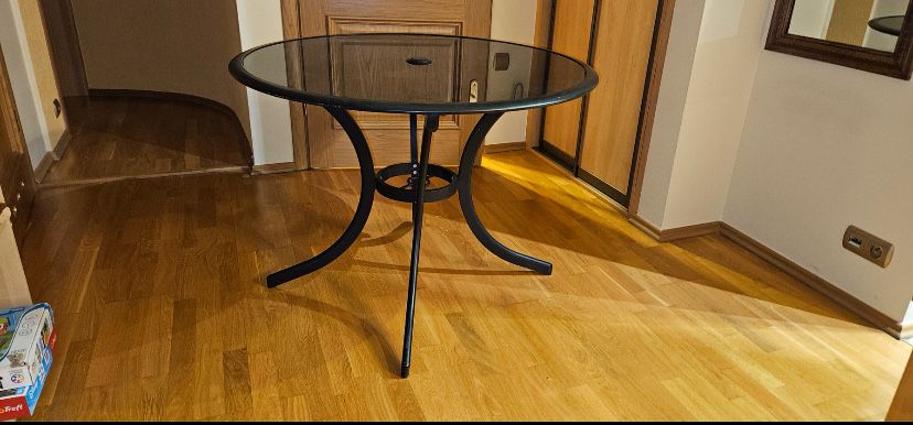 Stół ogrodowy okrągły