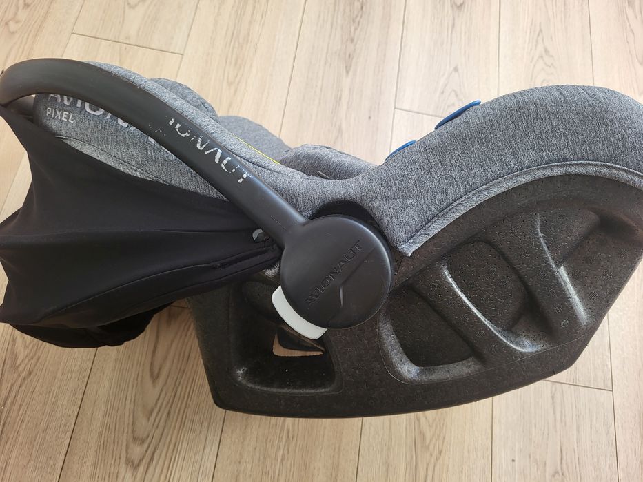 Fotelik samochodowy Avionaut Pixel 0-13 kg + baza