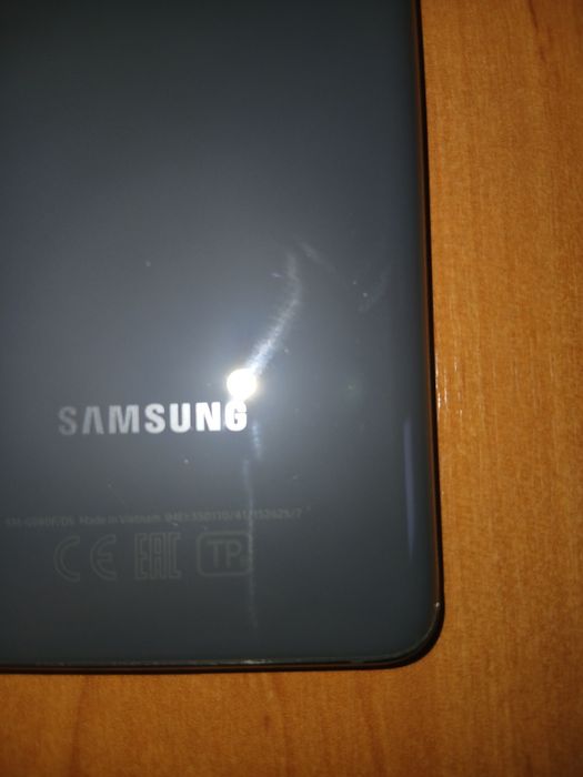 Samsung S20 (лот Samsung)
